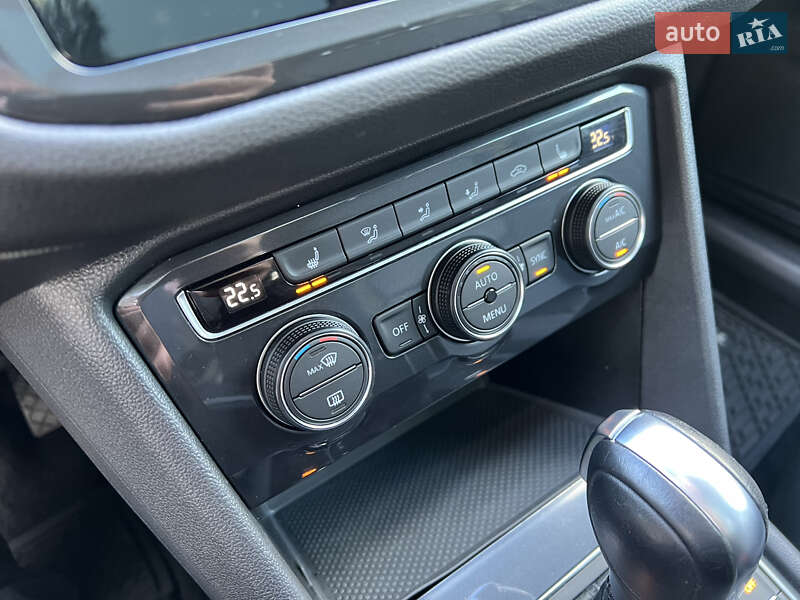 Внедорожник / Кроссовер Volkswagen Tiguan 2019 в Киеве