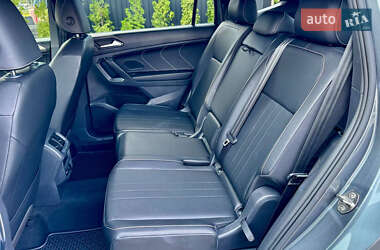 Внедорожник / Кроссовер Volkswagen Tiguan 2021 в 