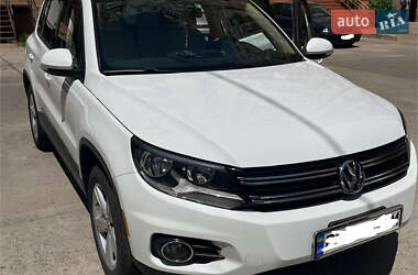 Внедорожник / Кроссовер Volkswagen Tiguan 2016 в Одессе