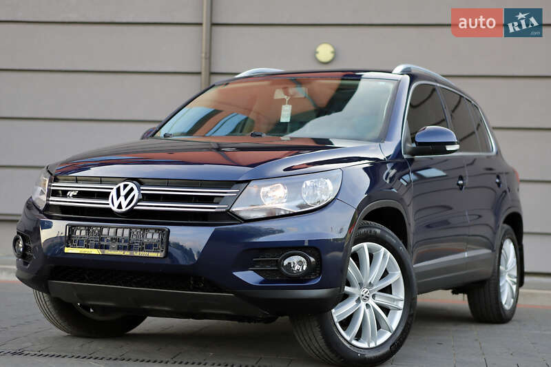 Внедорожник / Кроссовер Volkswagen Tiguan 2015 в Дрогобыче