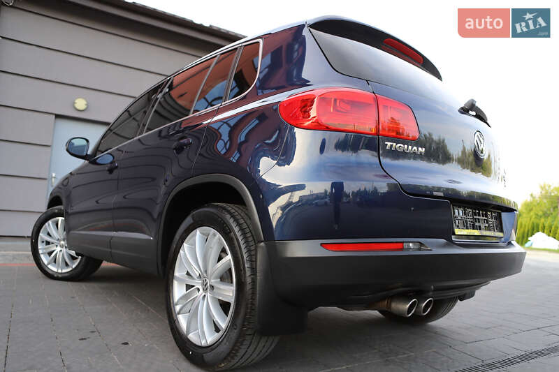 Внедорожник / Кроссовер Volkswagen Tiguan 2015 в Дрогобыче
