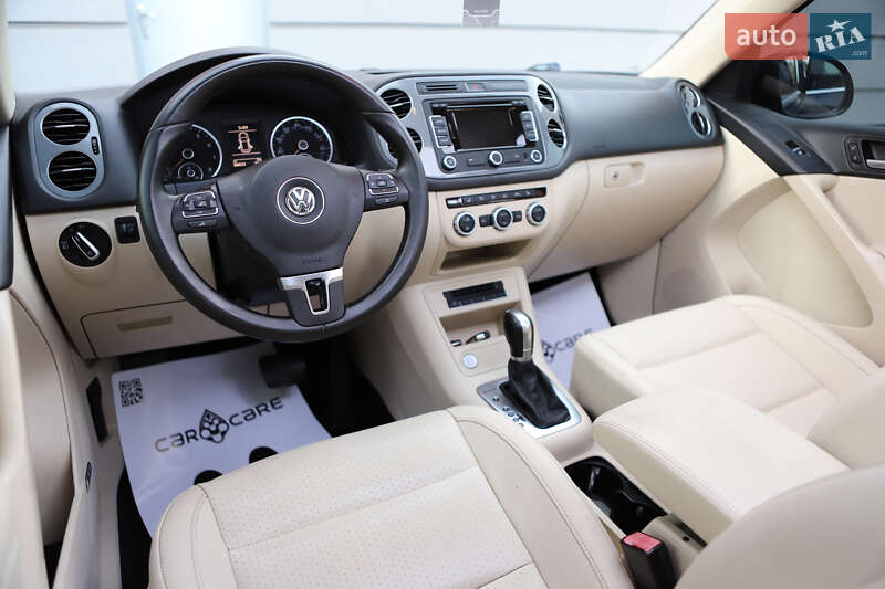 Внедорожник / Кроссовер Volkswagen Tiguan 2015 в Дрогобыче