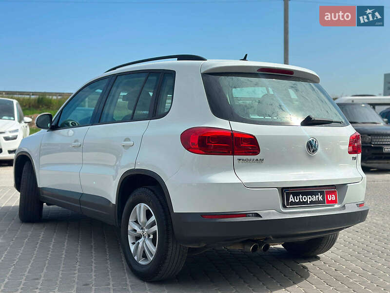 Внедорожник / Кроссовер Volkswagen Tiguan 2016 в Львове
