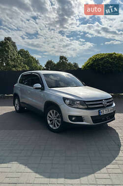 Позашляховик / Кросовер Volkswagen Tiguan 2014 в Дніпрі