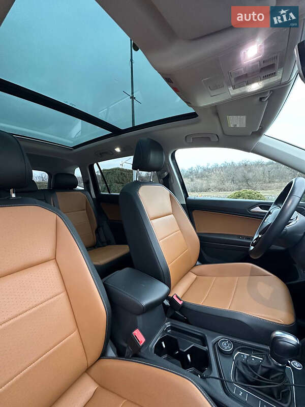 Внедорожник / Кроссовер Volkswagen Tiguan 2018 в Днепре