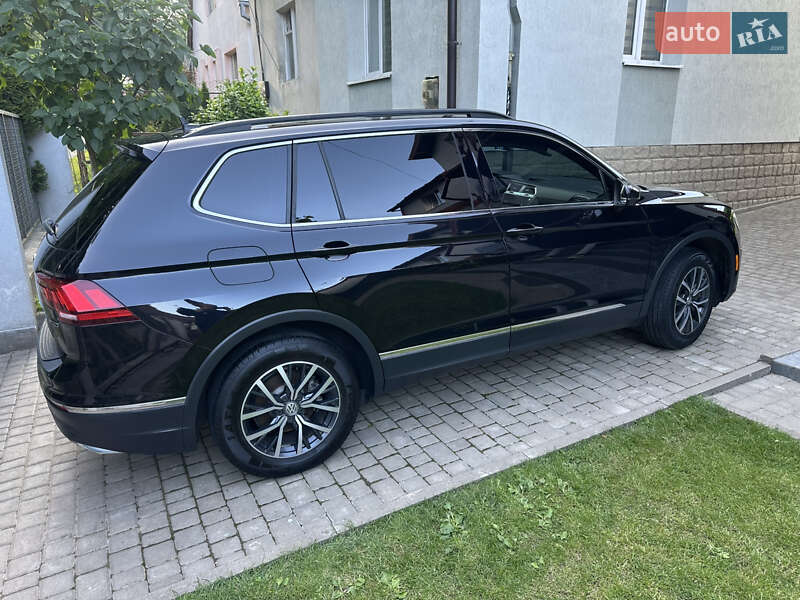 Позашляховик / Кросовер Volkswagen Tiguan 2020 в Києві