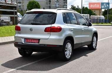 Внедорожник / Кроссовер Volkswagen Tiguan 2016 в 