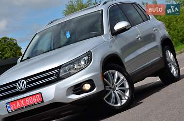 Внедорожник / Кроссовер Volkswagen Tiguan 2016 в 