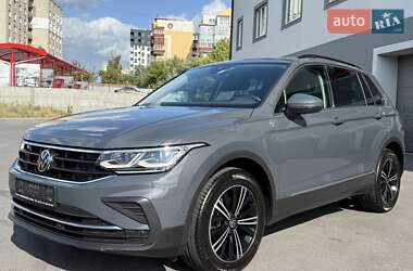Внедорожник / Кроссовер Volkswagen Tiguan 2021 в Виннице