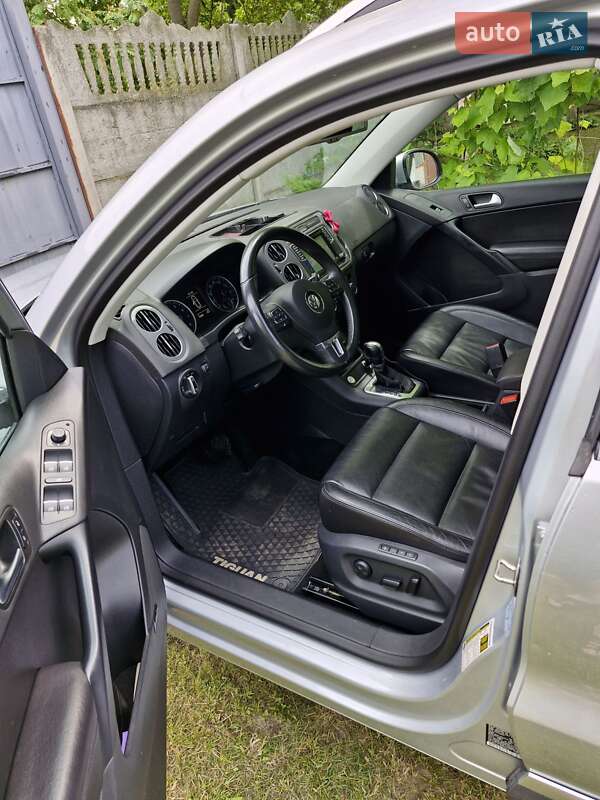 Внедорожник / Кроссовер Volkswagen Tiguan 2016 в Чернигове