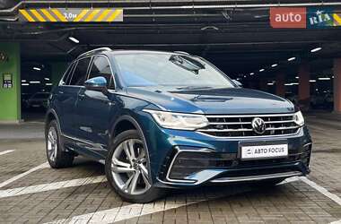 Внедорожник / Кроссовер Volkswagen Tiguan 2021 в Киеве