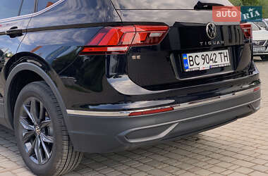 Позашляховик / Кросовер Volkswagen Tiguan 2022 в 