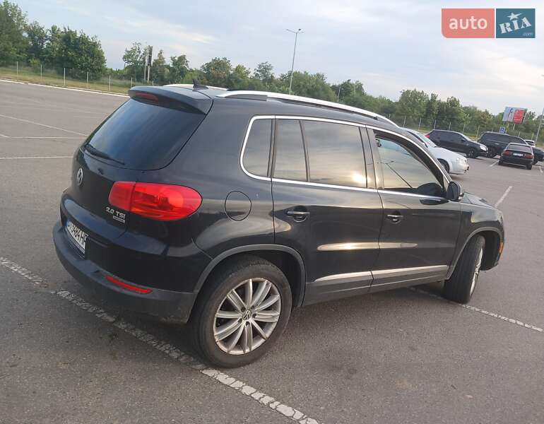 Volkswagen Tiguan 2011