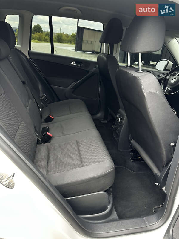 Внедорожник / Кроссовер Volkswagen Tiguan 2014 в Львове