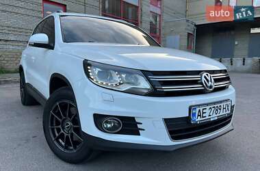 Позашляховик / Кросовер Volkswagen Tiguan 2015 в Дніпрі