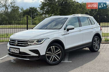 Позашляховик / Кросовер Volkswagen Tiguan 2022 в Києві