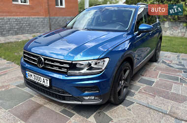 Внедорожник / Кроссовер Volkswagen Tiguan 2018 в Житомире