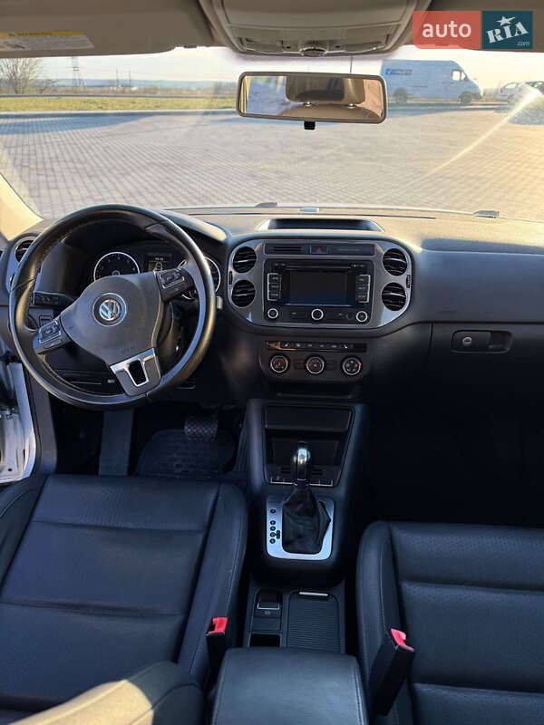 Внедорожник / Кроссовер Volkswagen Tiguan 2012 в Львове