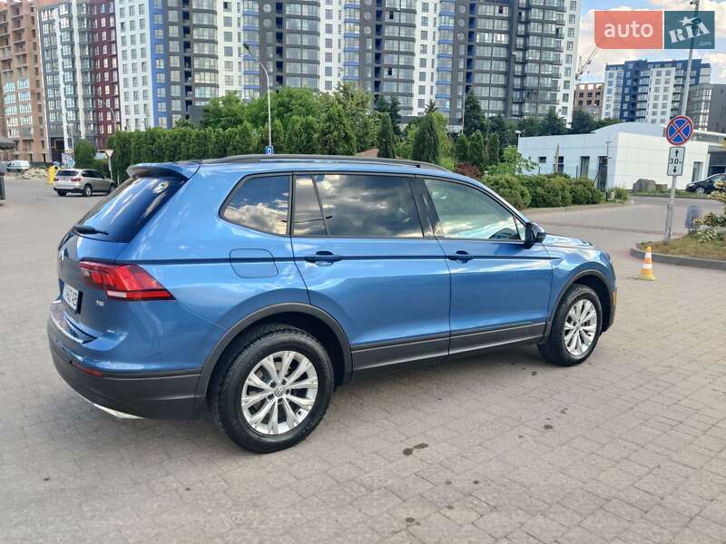 Внедорожник / Кроссовер Volkswagen Tiguan 2017 в Ивано-Франковске фото 4 Внедорожник / Кроссовер Volkswagen Tiguan 2017 в Ивано-Франковске
