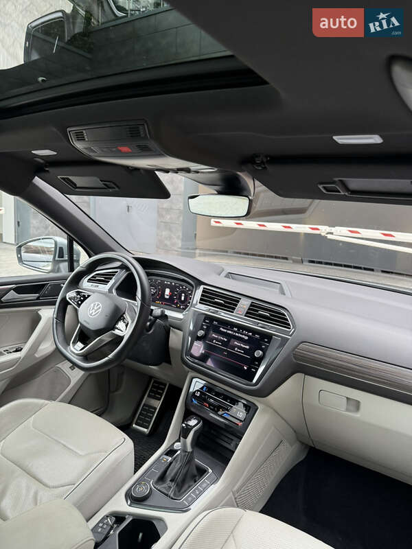 Позашляховик / Кросовер Volkswagen Tiguan 2021 в Києві