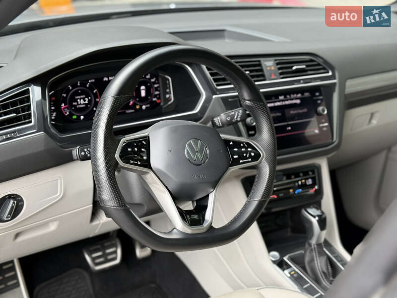 Позашляховик / Кросовер Volkswagen Tiguan 2021 в Києві