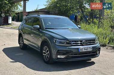 Внедорожник / Кроссовер Volkswagen Tiguan 2020 в Кривом Роге