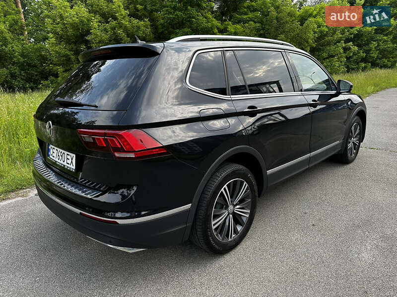 Внедорожник / Кроссовер Volkswagen Tiguan 2018 в Киеве