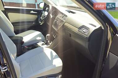 Позашляховик / Кросовер Volkswagen Tiguan 2018 в 