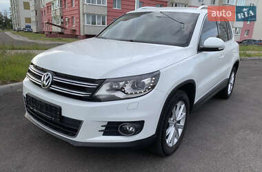 Позашляховик / Кросовер Volkswagen Tiguan 2016 в Вінниці