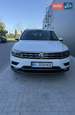 Внедорожник / Кроссовер Volkswagen Tiguan 2019 в Украинке