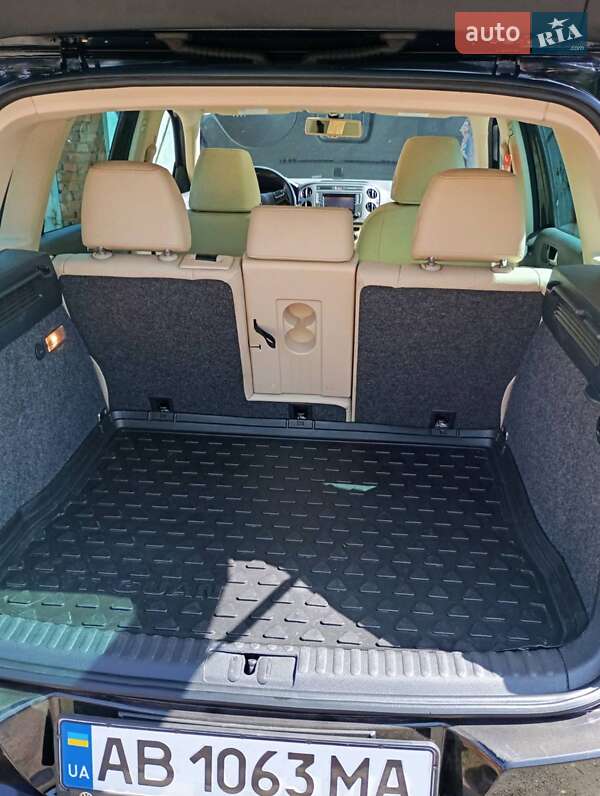 Внедорожник / Кроссовер Volkswagen Tiguan 2016 в Казатине