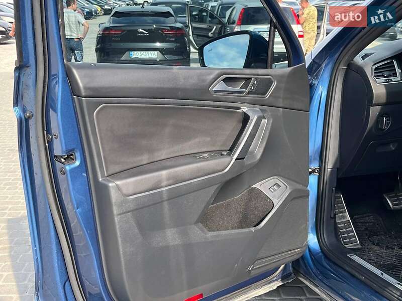 Позашляховик / Кросовер Volkswagen Tiguan 2018 в Львові