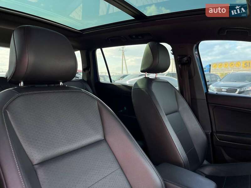 Позашляховик / Кросовер Volkswagen Tiguan 2018 в Львові