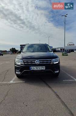 Внедорожник / Кроссовер Volkswagen Tiguan 2019 в Киеве