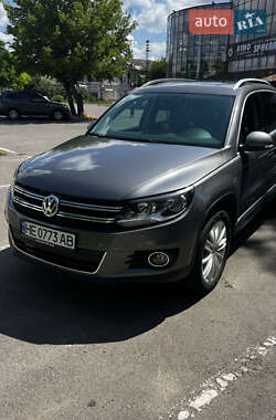 Внедорожник / Кроссовер Volkswagen Tiguan 2011 в Николаеве
