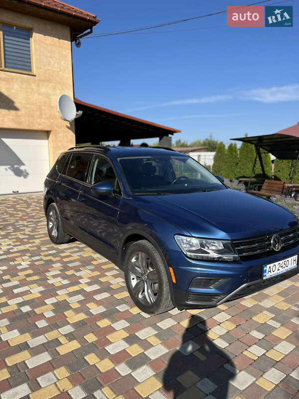Позашляховик / Кросовер Volkswagen Tiguan 2018 в Хусті