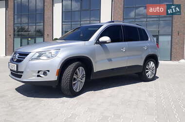 Внедорожник / Кроссовер Volkswagen Tiguan 2011 в Тернополе
