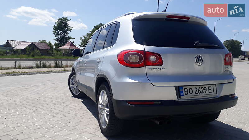 Внедорожник / Кроссовер Volkswagen Tiguan 2011 в Тернополе