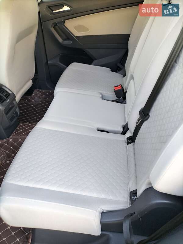 Внедорожник / Кроссовер Volkswagen Tiguan 2020 в Одессе