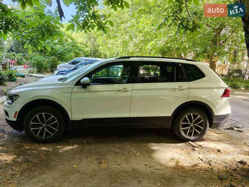 Внедорожник / Кроссовер Volkswagen Tiguan 2020 в Одессе