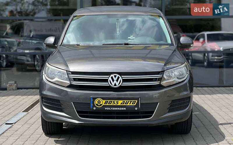 Внедорожник / Кроссовер Volkswagen Tiguan 2014 в Ивано-Франковске