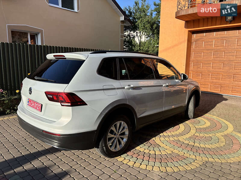 Позашляховик / Кросовер Volkswagen Tiguan 2018 в Самборі