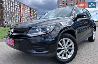 Позашляховик / Кросовер Volkswagen Tiguan 2014 в Києві