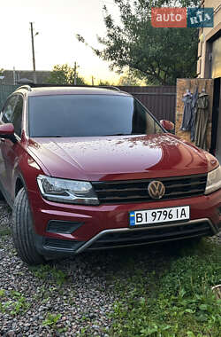 Позашляховик / Кросовер Volkswagen Tiguan 2018 в Миргороді