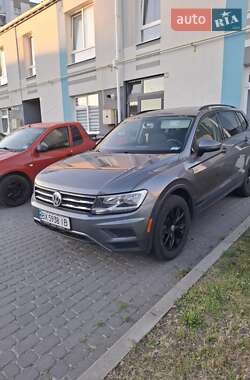 Позашляховик / Кросовер Volkswagen Tiguan 2021 в Хмельницькому