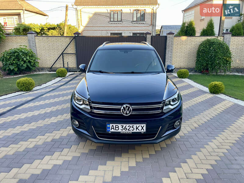 Позашляховик / Кросовер Volkswagen Tiguan 2015 в Тульчині