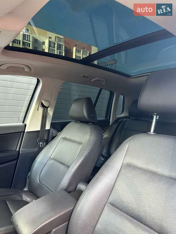 Внедорожник / Кроссовер Volkswagen Tiguan 2011 в Тернополе