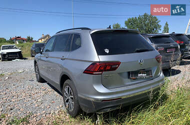 Позашляховик / Кросовер Volkswagen Tiguan 2020 в 