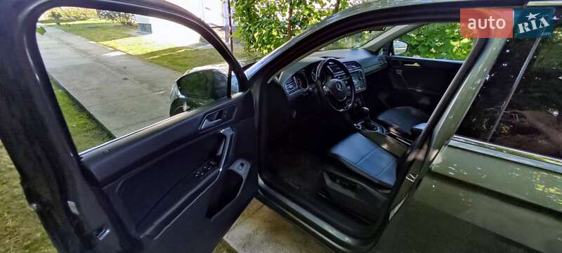 Внедорожник / Кроссовер Volkswagen Tiguan 2017 в Ровно фото 9 Внедорожник / Кроссовер Volkswagen Tiguan 2017 в Ровно