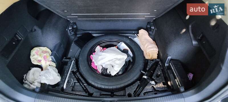 Внедорожник / Кроссовер Volkswagen Tiguan 2017 в Ровно фото 15 Внедорожник / Кроссовер Volkswagen Tiguan 2017 в Ровно